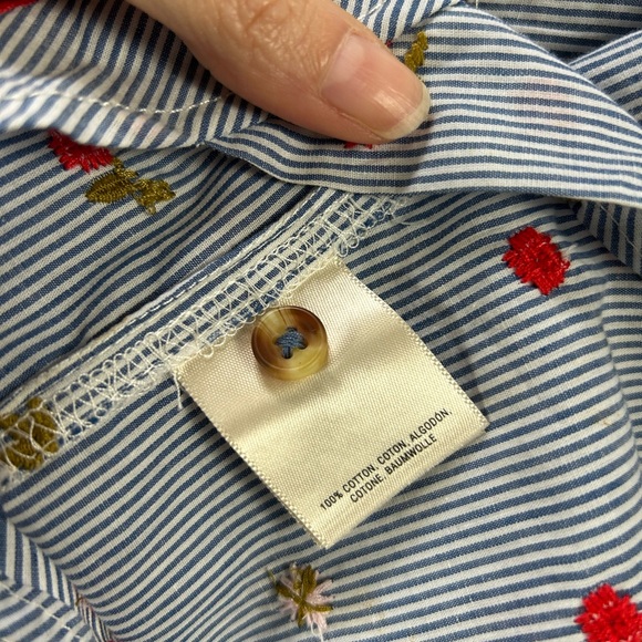 Maeve Anthropologie Embroidered Floral Button Down Shirt Size 6 NWT blue stripe - Picture 9 of 15